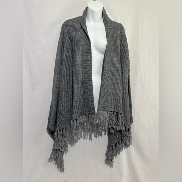 Urban Outfitters Gray Fringe Cardigan Sweater - Women's Medium - Picture 5 of 5